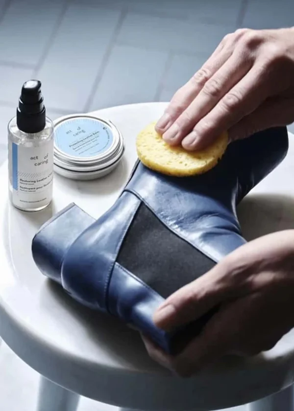 LEATHER CARE KIT