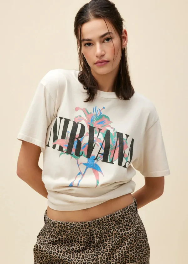 NIRVANA LILIES WEEKEND TEE